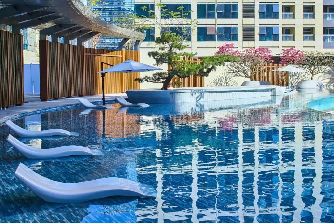 202307201820186068232