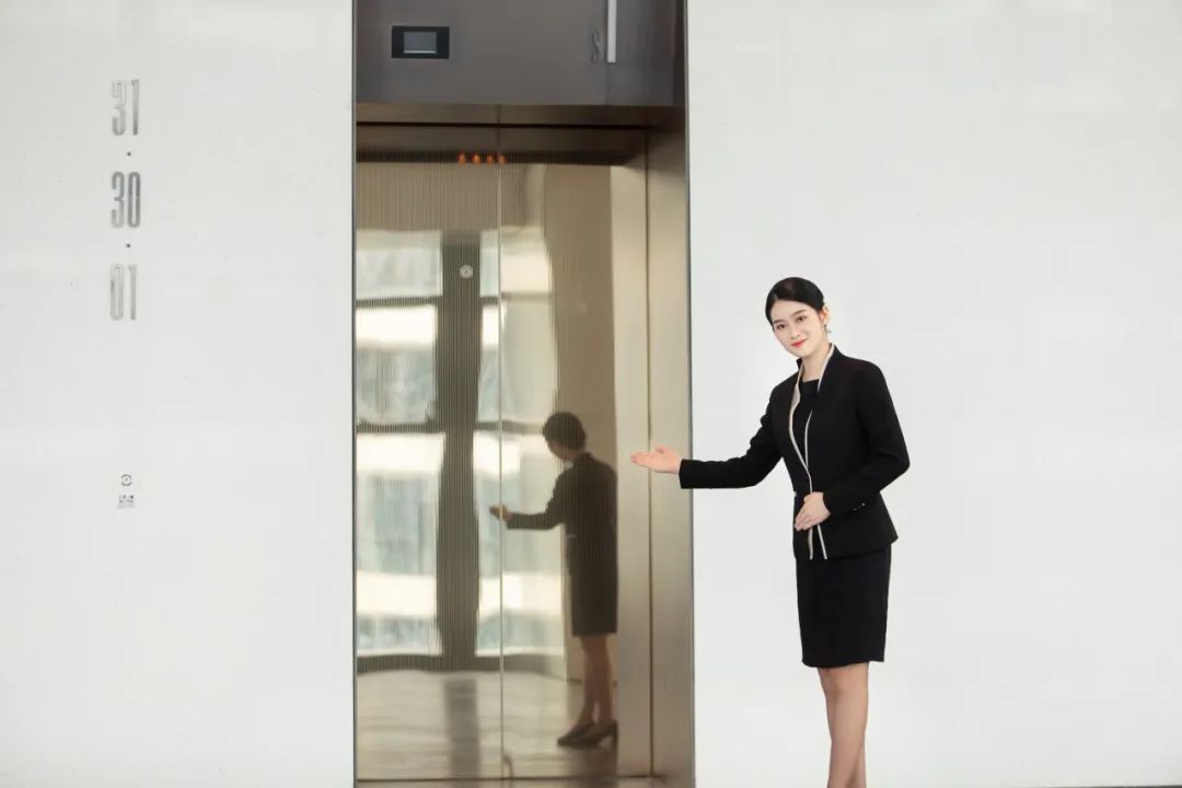 202309071616408786048