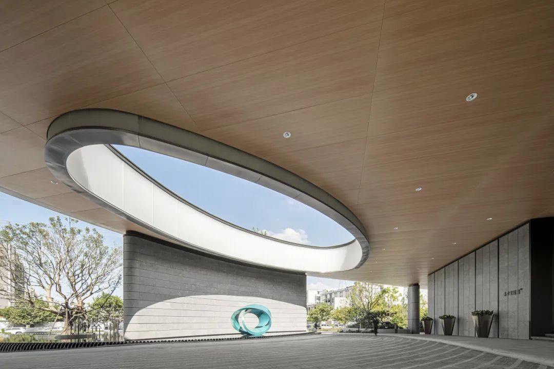 202311031443124519347