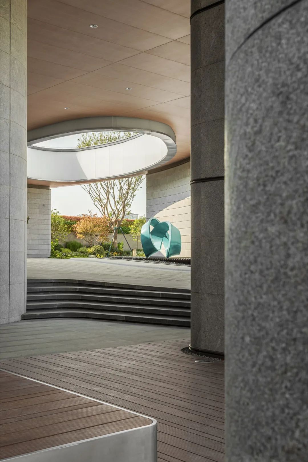 202311031443140613436