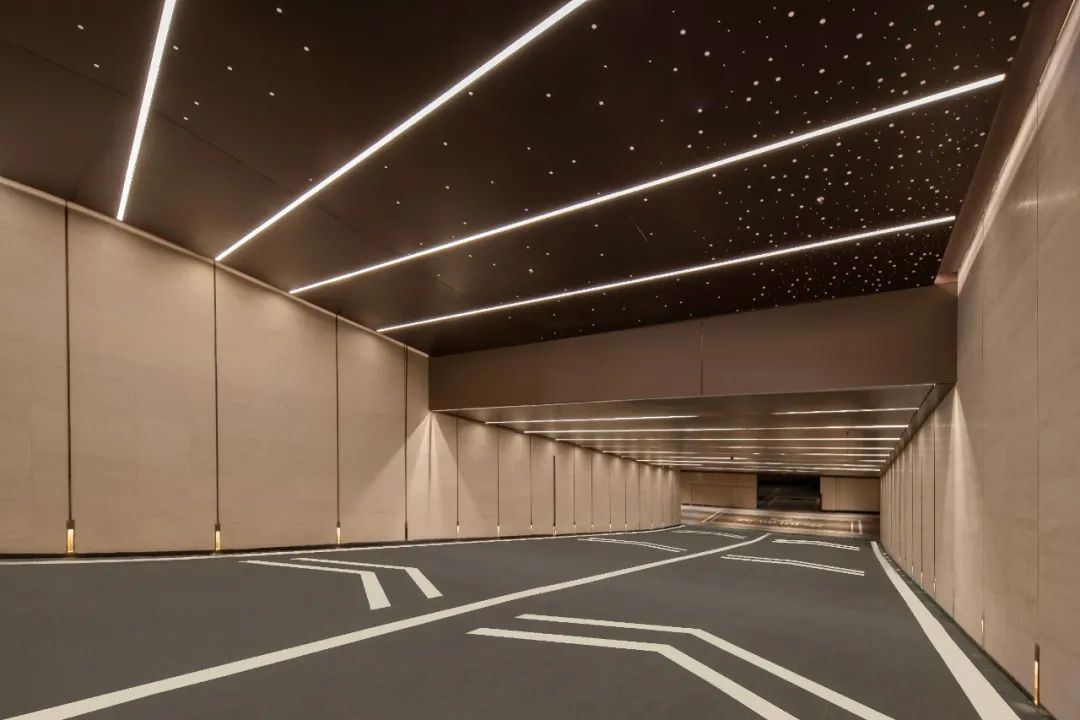 202503211546072911401